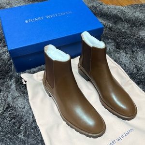 Stuart Weitzman Laine Chelsea Bootie in coffee 37.5/7B